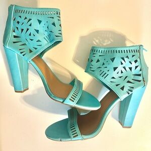 Bamboo Turquoise Laser Cutout Heels